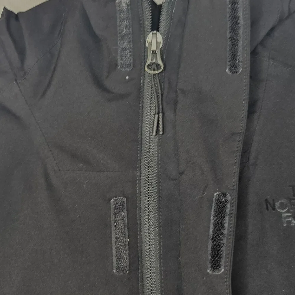 The North Face DryVent Hooded Rain Jacket Black Mens Small Waterproof